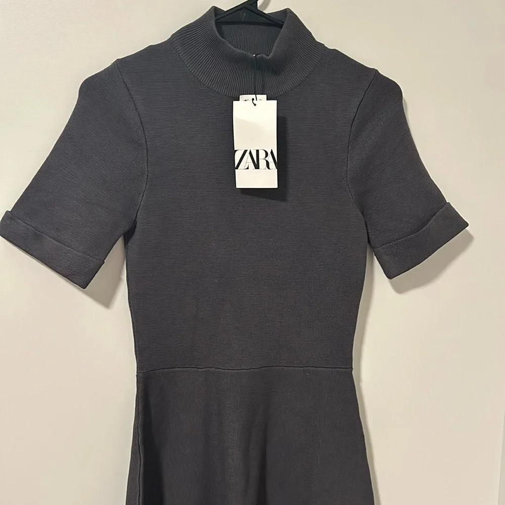NWT Zara Sweater Knit Gray Scoop Neck Fall Dress Size Medium